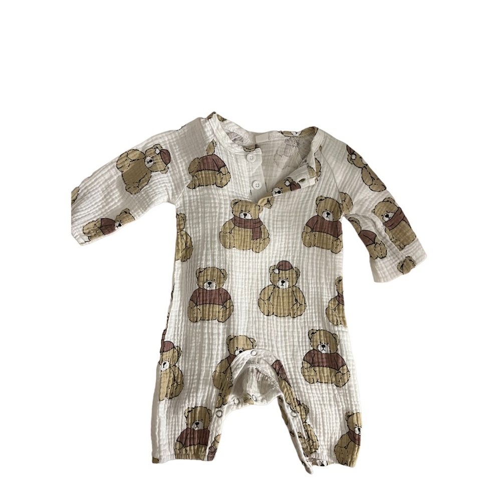 Baby boy bear outfit. - Picture 1 of 1